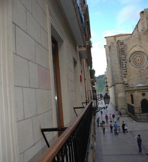 호텔 Pensión Koxka