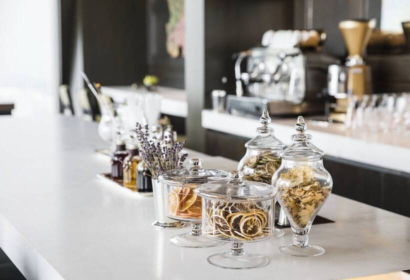 בית מלון כפרי Rosewood Phnom Penh