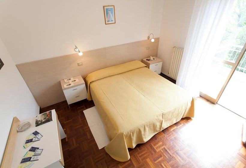 בית מלון כפרי Rossini