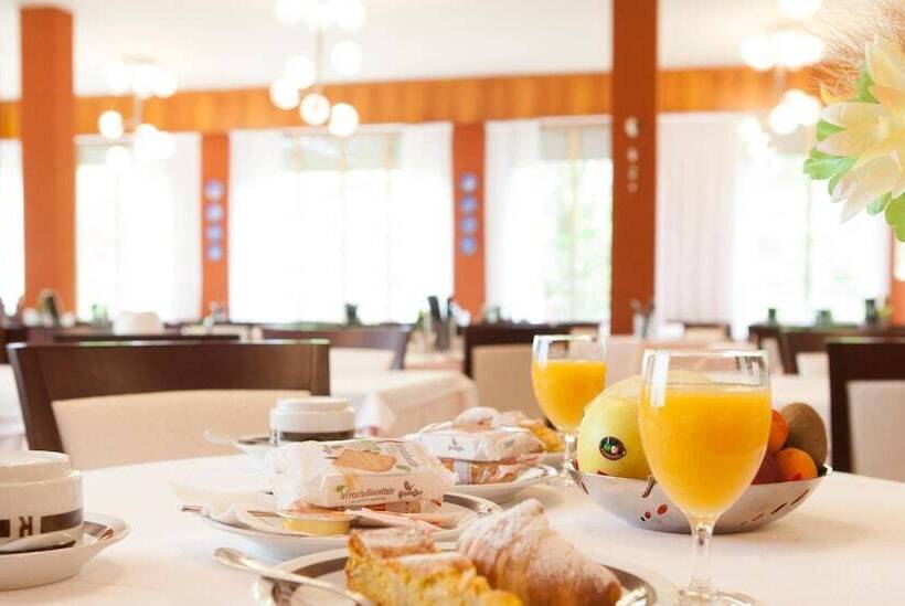 בית מלון כפרי Rossini