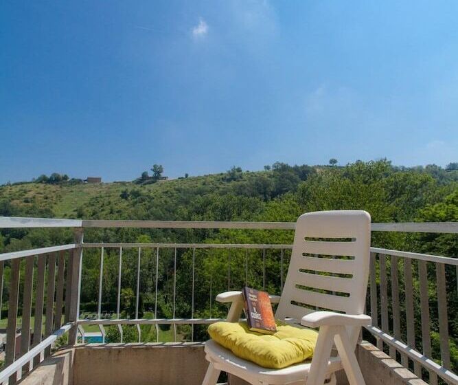 בית מלון כפרי Rossini