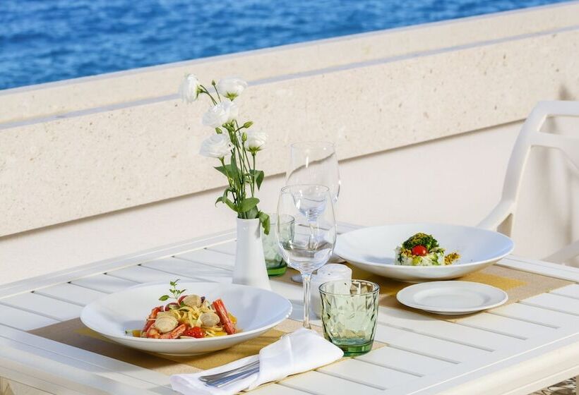 ホテル Royal Blue