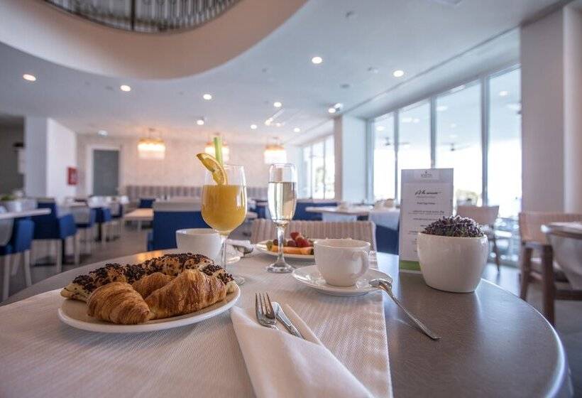 ホテル Royal Blue