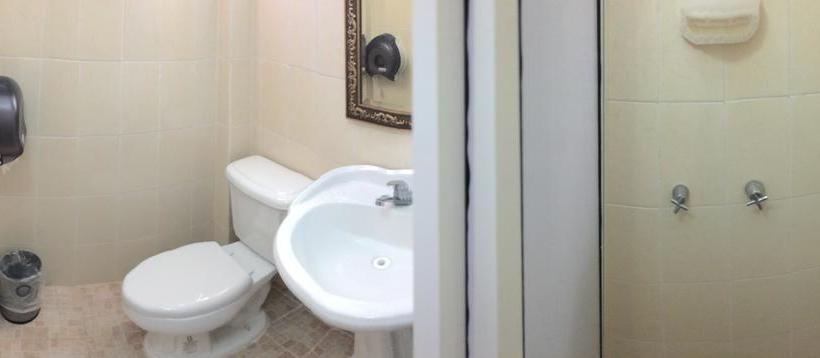 فندق ريفى Villa Antonia