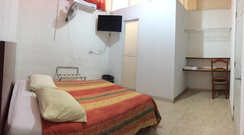 فندق ريفى Villa Antonia