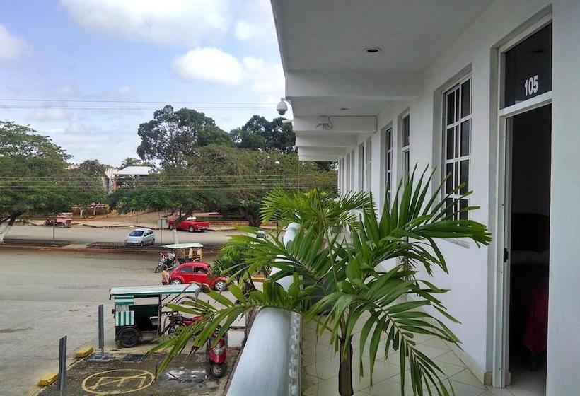 فندق ريفى Villa Antonia