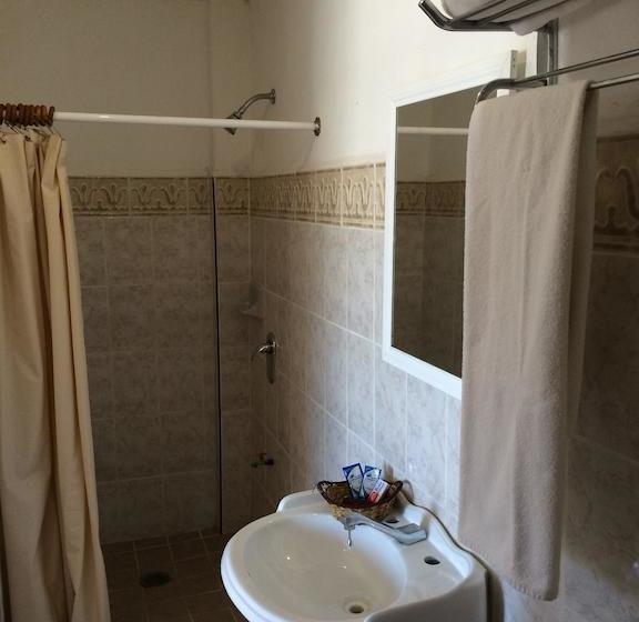 فندق ريفى Villa Antonia