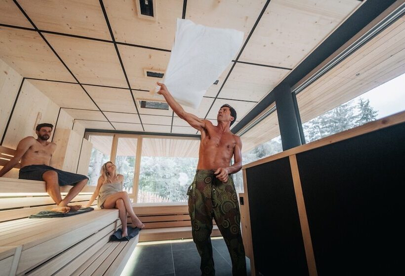 Отель Sensoria Dolomites