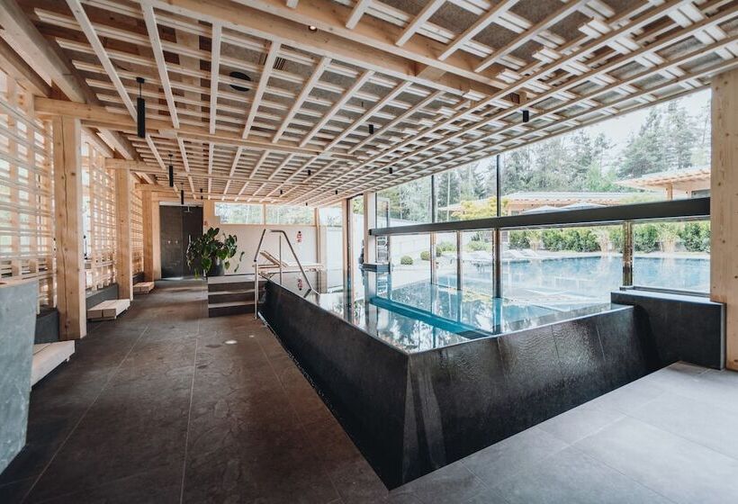 Отель Sensoria Dolomites