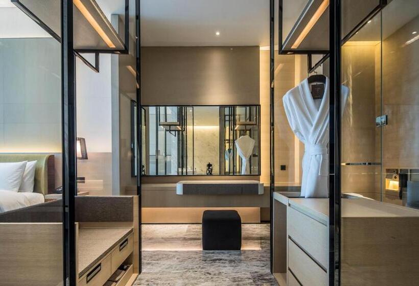 هتل Sofitel Foshan Shunde   Free Shuttle Bus During Canton Fair