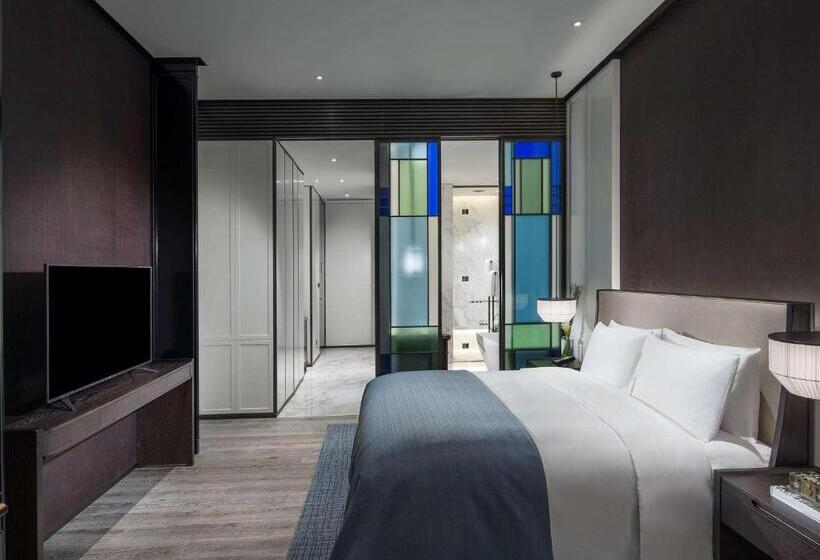 هتل Sofitel Foshan Shunde   Free Shuttle Bus During Canton Fair