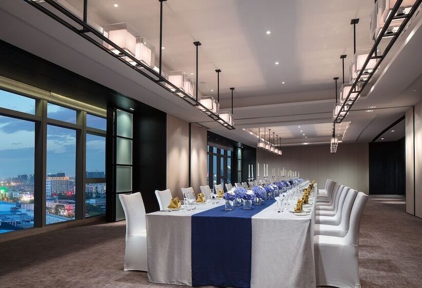 هتل Sofitel Foshan Shunde   Free Shuttle Bus During Canton Fair