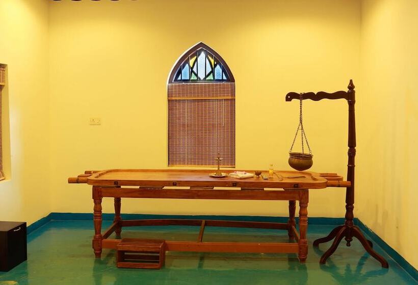 هتل The Byke Spice Heritage Pure Veg