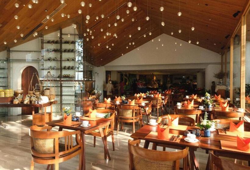 هتل The Myst Dong Khoi