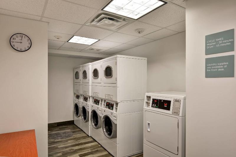 בית מלון כפרי Towneplace Suites By Marriott Miami Airport