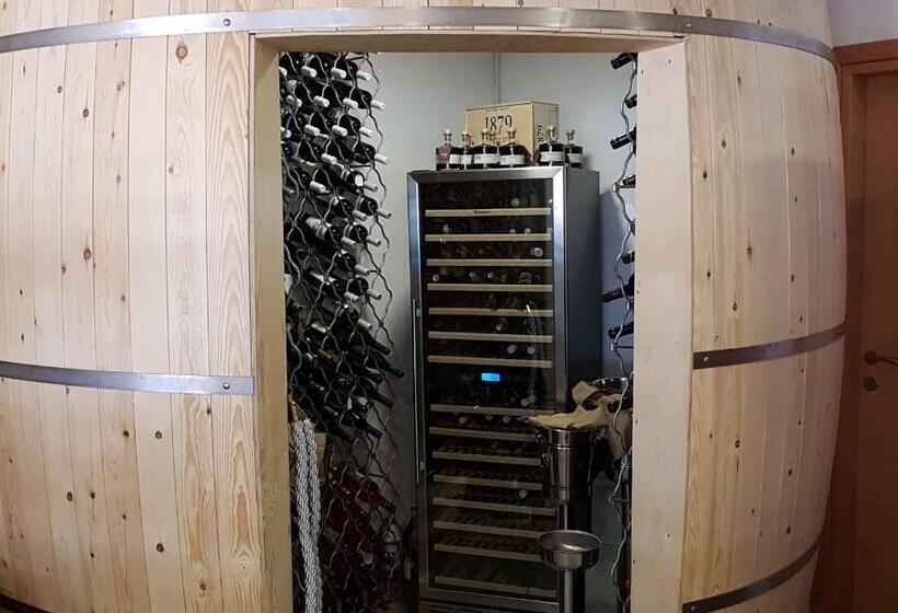 Отель Yianna Caravel Suites By Checkin Adults Only