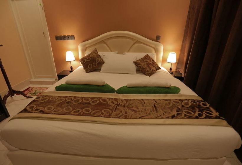 پانسیون Gunbaru Inn