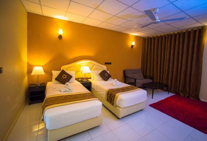 پانسیون Gunbaru Inn