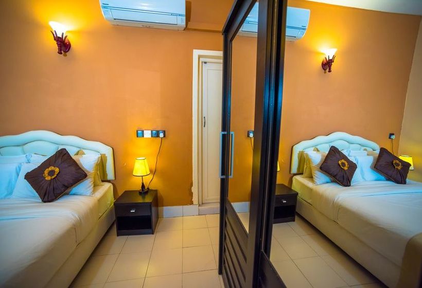 پانسیون Gunbaru Inn