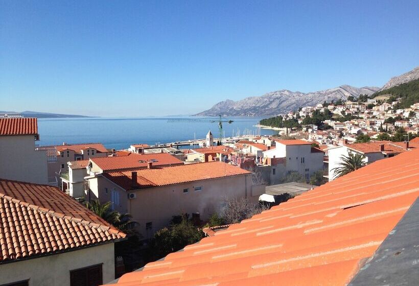 بنسيون House Topic