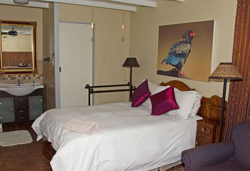 بنسيون Ngena Guest House