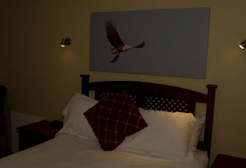 بنسيون Ngena Guest House