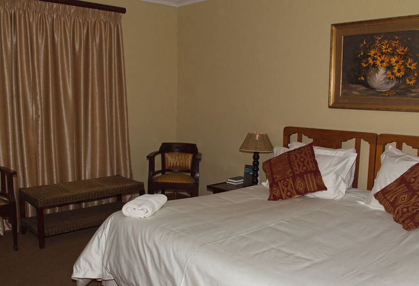 بنسيون Ngena Guest House