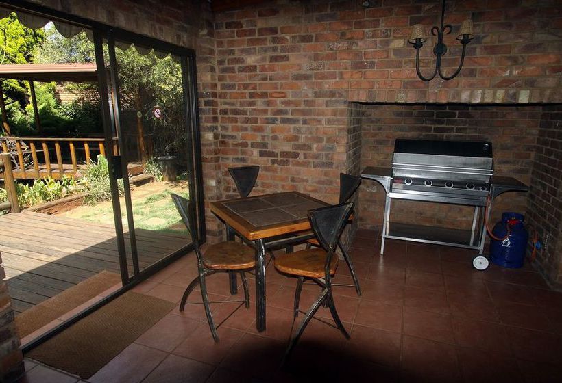 بنسيون Ngena Guest House