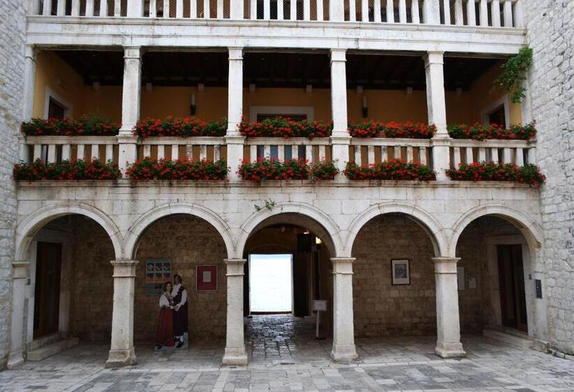 پانسیون Rooms Vesna