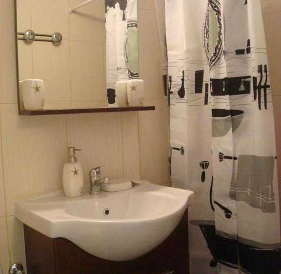 پانسیون Smaragdi Studios And Rooms