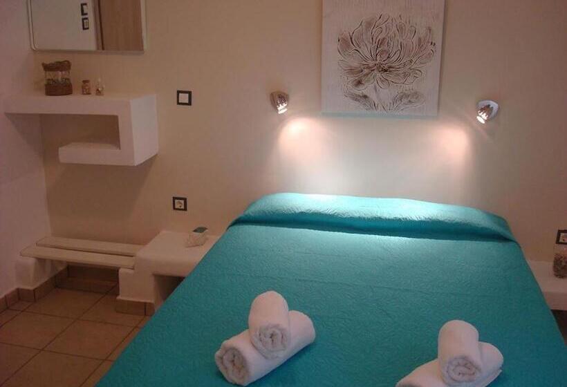 پانسیون Smaragdi Studios And Rooms