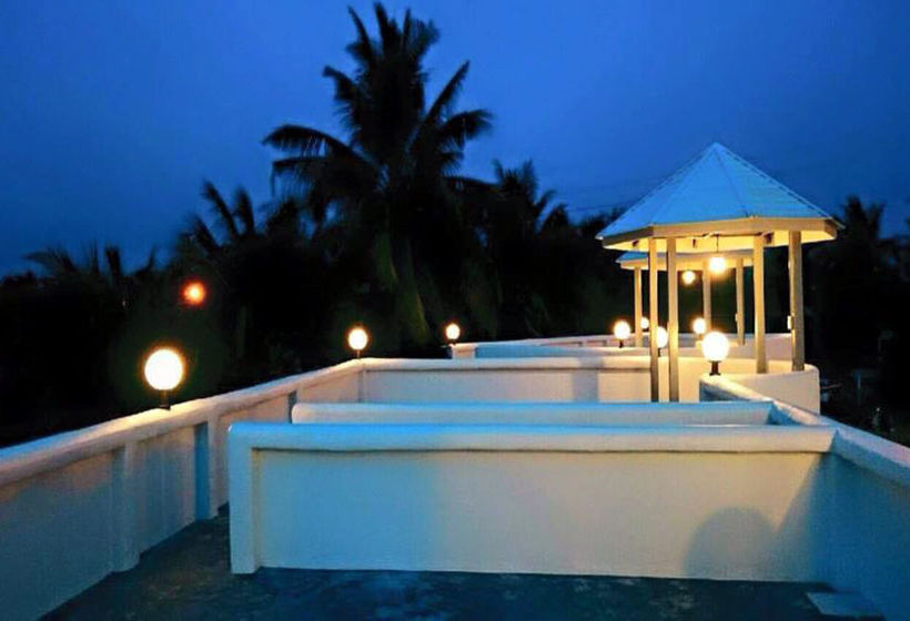 بنسيون The Balcony At Chao Samran