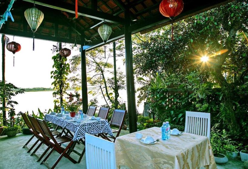 پانسیون Thu Bon Riverside Homestay