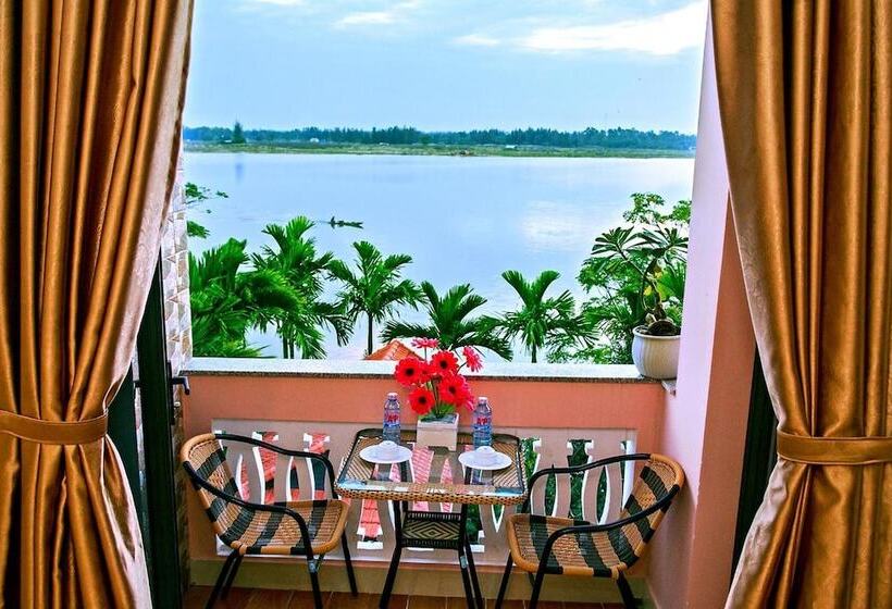 پانسیون Thu Bon Riverside Homestay
