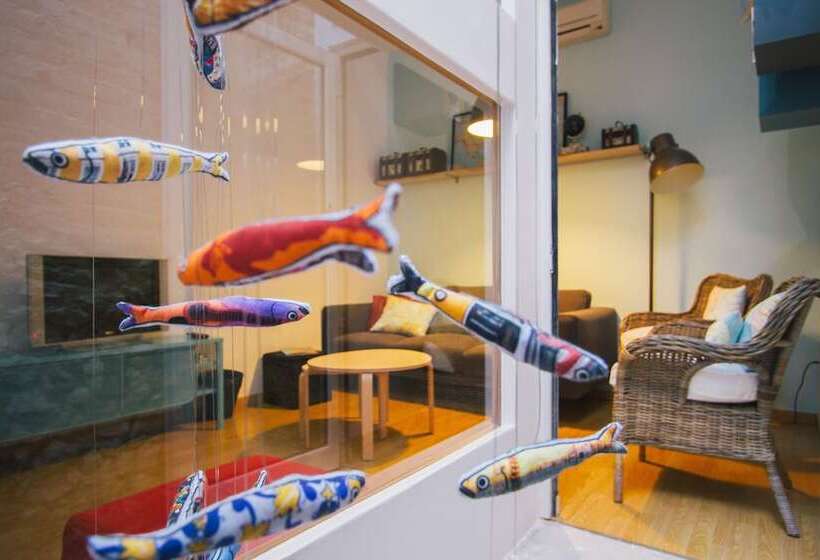 Ptm Downtown Hostel&suites