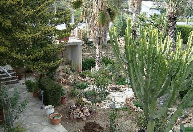 Rantzo Holiday Apartments