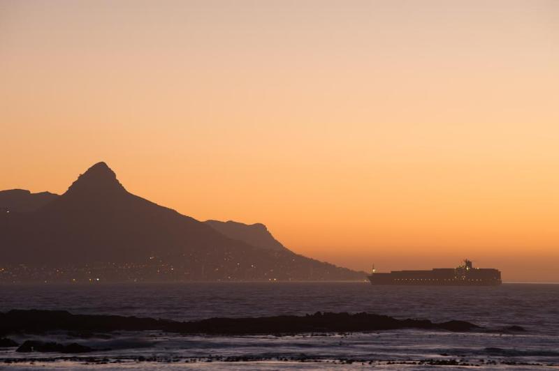 Santa Maria Beach House And Spa