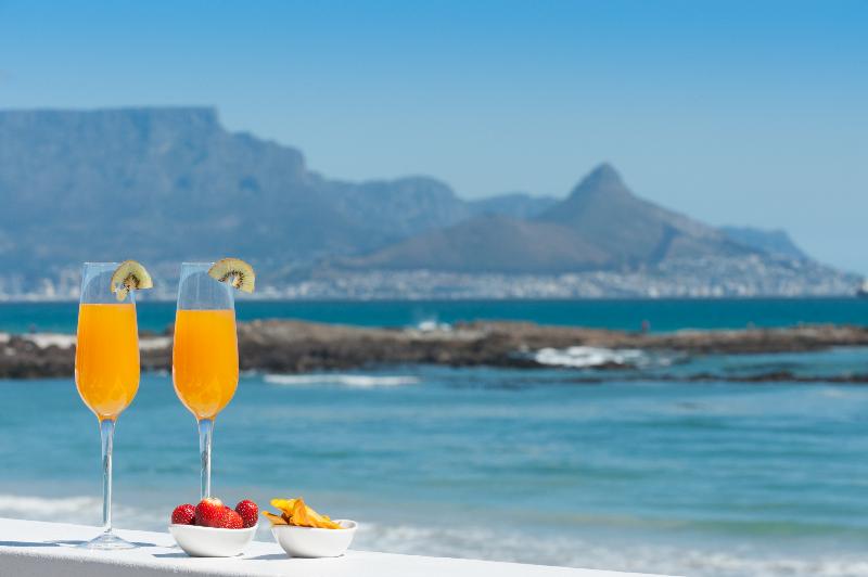 Santa Maria Beach House And Spa