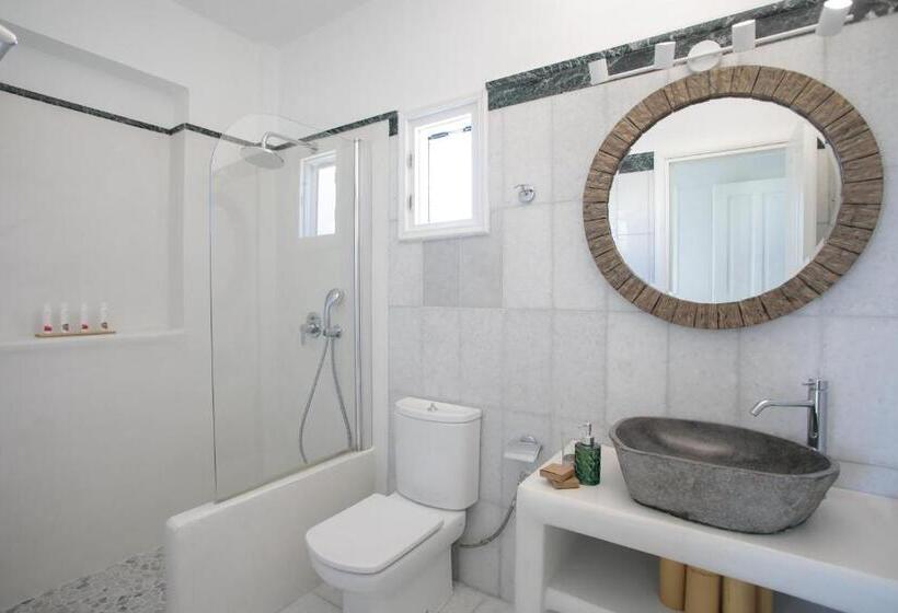 Seaside Naxos • Holiday Villas