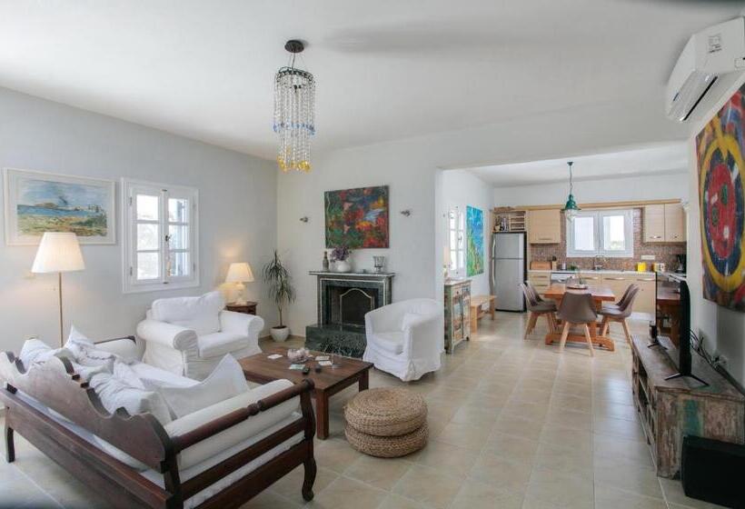 Seaside Naxos • Holiday Villas