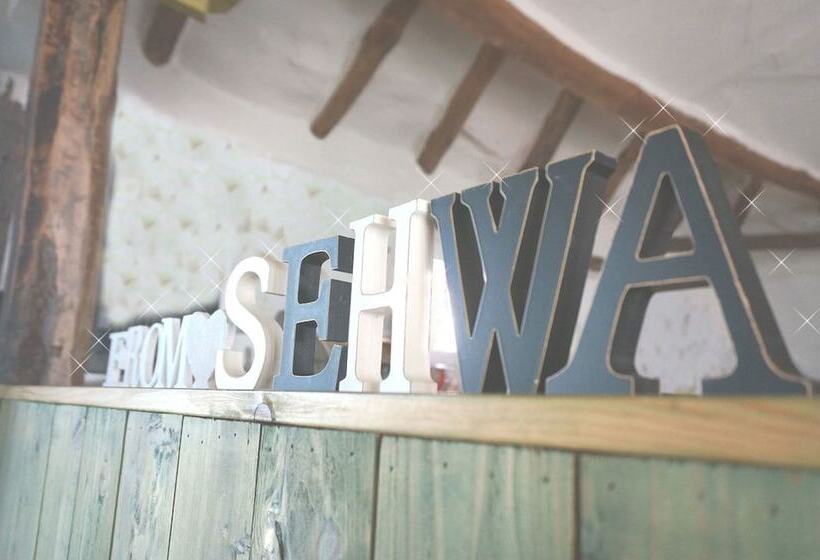 Unnie Guesthouse   Hostel