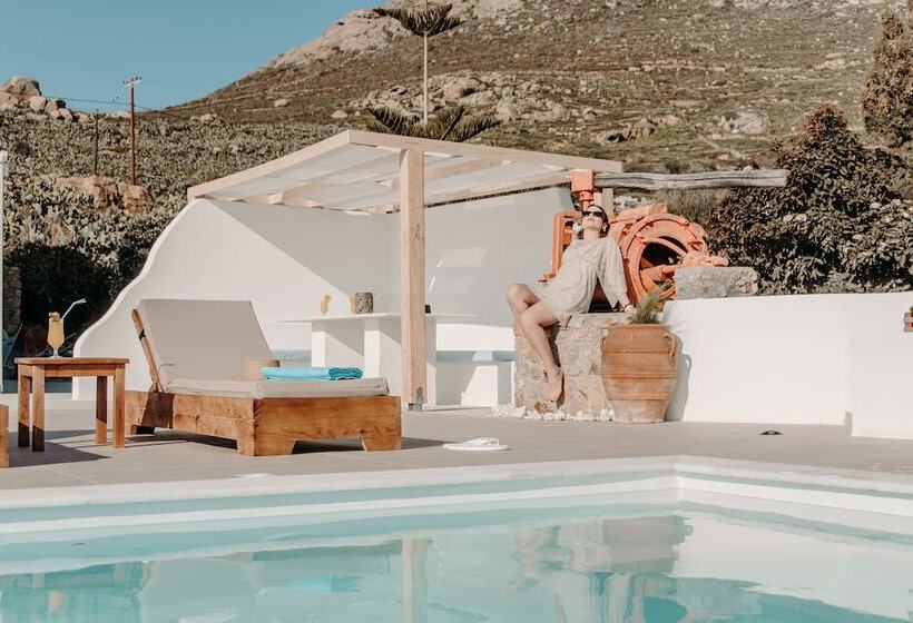 Villa Of Roses In Naxos   Private Villa With Pool