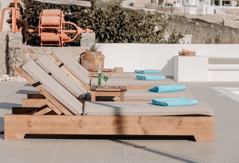 Villa Of Roses In Naxos   Private Villa With Pool