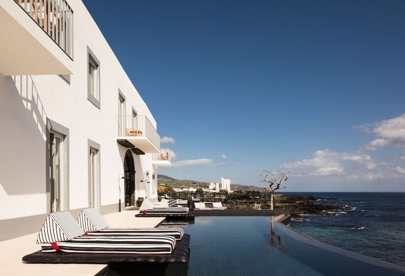 White Exclusive Suites & Villas