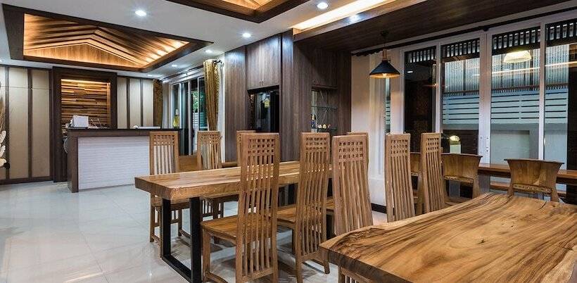 ホテル Baan Chern Chiangmai