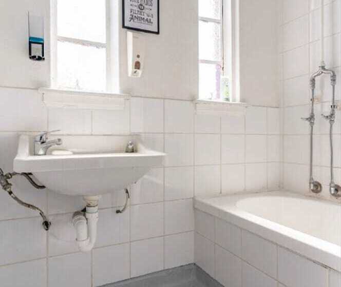 ユースホステル Richmond Private Rooms   151 Hoddle Homestay