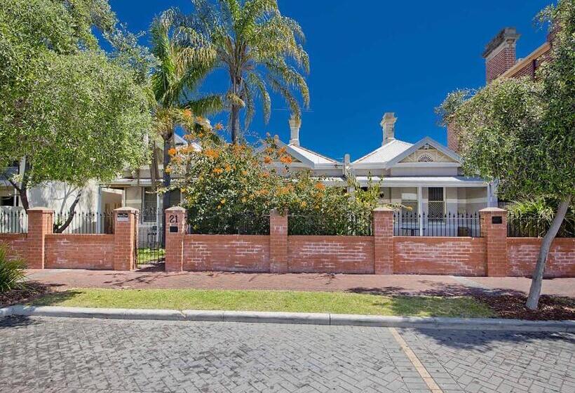 ユースホステル Myozexp Palmerston Lodge