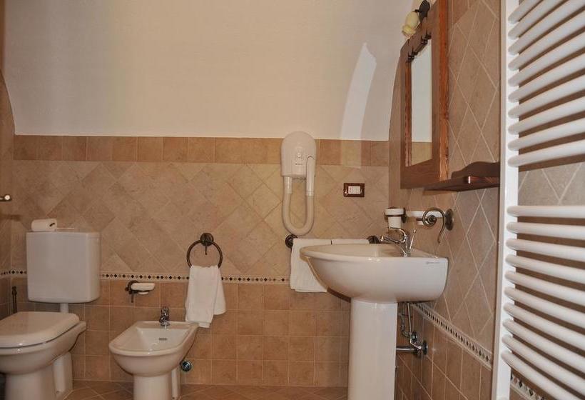 مبيت وإفطار Affittacamere Les Noyers