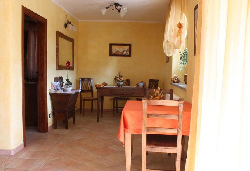 مبيت وإفطار Affittacamere Les Noyers