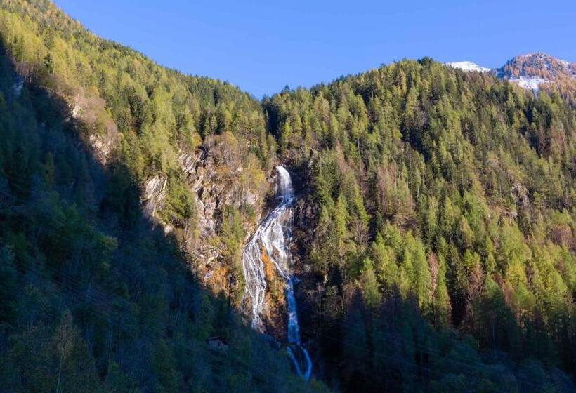 مبيت وإفطار Ar Mountains Lodge Villachiara